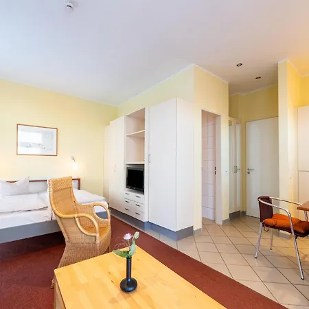 Apartment Mirow, *